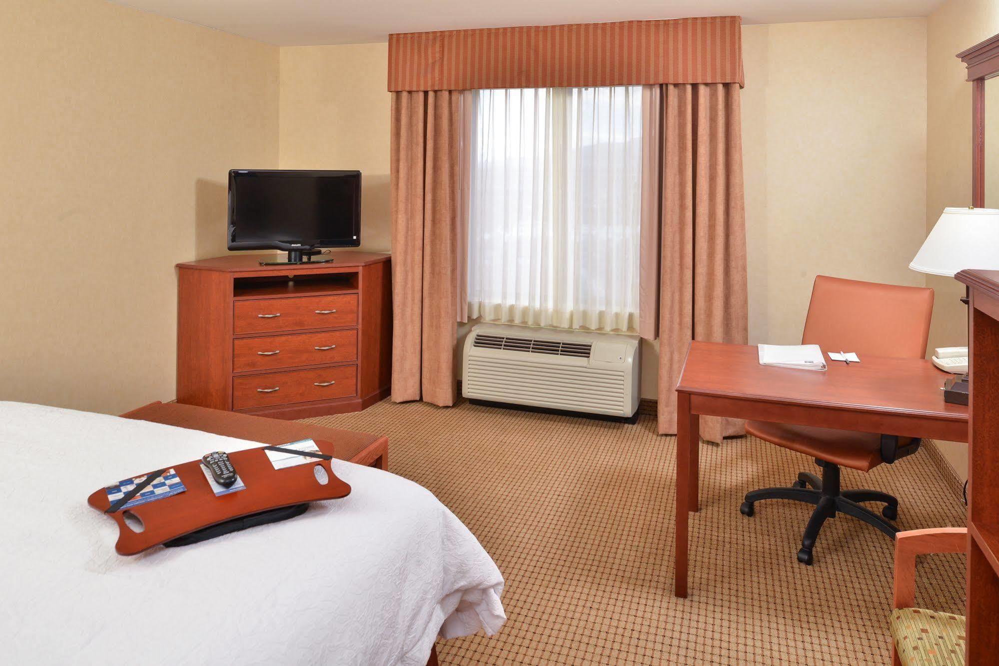 Hampton Inn Rock Springs Exterior photo