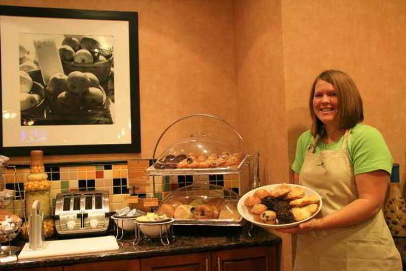 Hampton Inn Rock Springs Restaurant photo